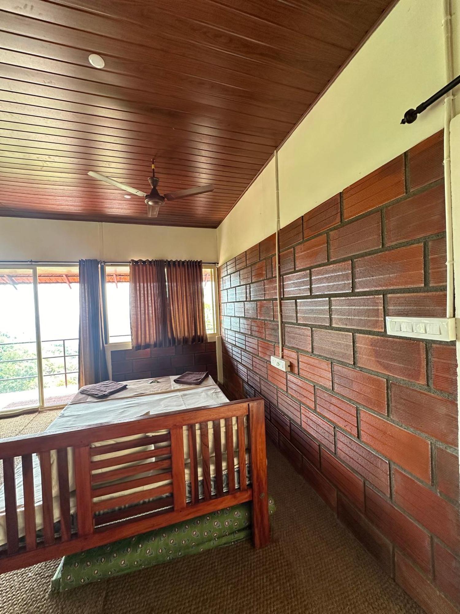 Sunset Valley Kerala Pool Resort - Serene Natural Forest Cottage Stay In Idukki With Sunrise & Sunset Panoramas, Natural Streams & Tranquil Summer Evenings Pirmed Exterior photo