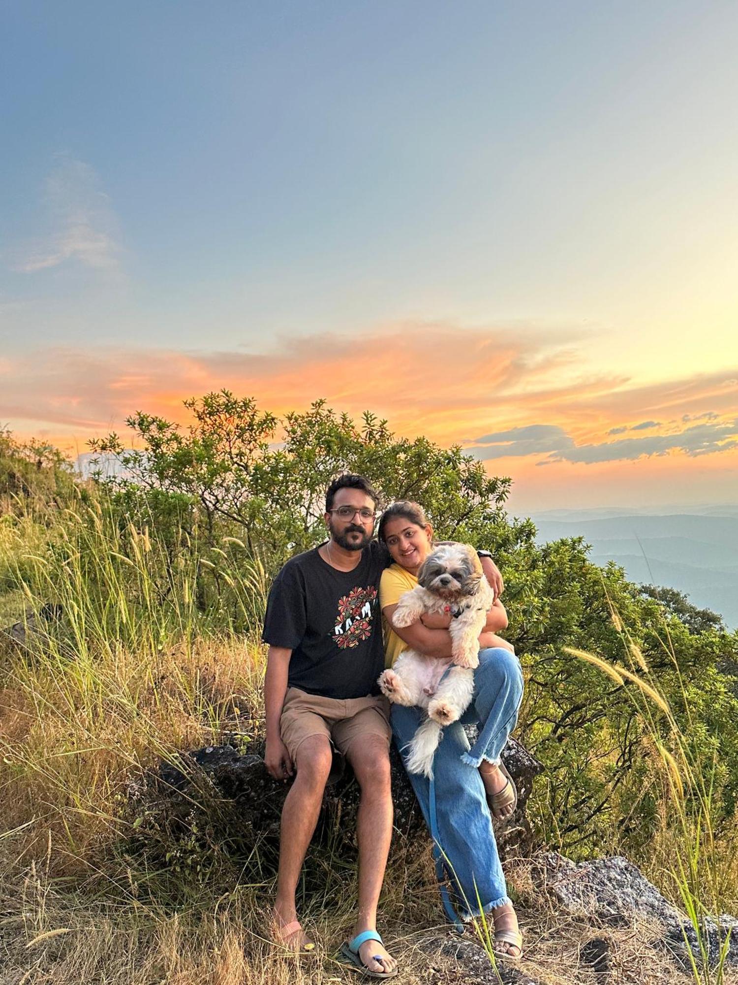 Sunset Valley Kerala Pool Resort - Serene Natural Forest Cottage Stay In Idukki With Sunrise & Sunset Panoramas, Natural Streams & Tranquil Summer Evenings Pirmed Exterior photo
