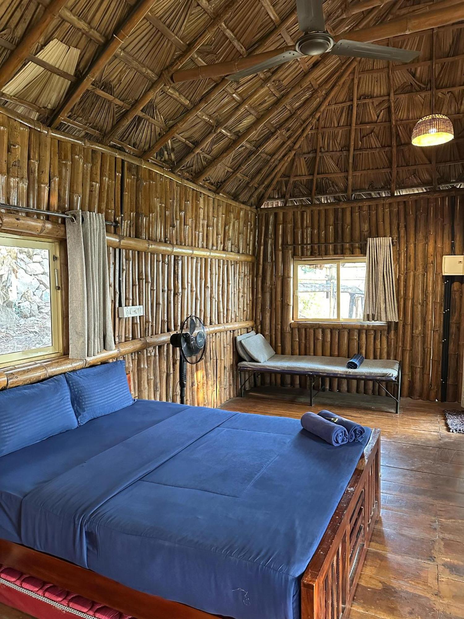 Sunset Valley Kerala Pool Resort - Serene Natural Forest Cottage Stay In Idukki With Sunrise & Sunset Panoramas, Natural Streams & Tranquil Summer Evenings Pirmed Exterior photo