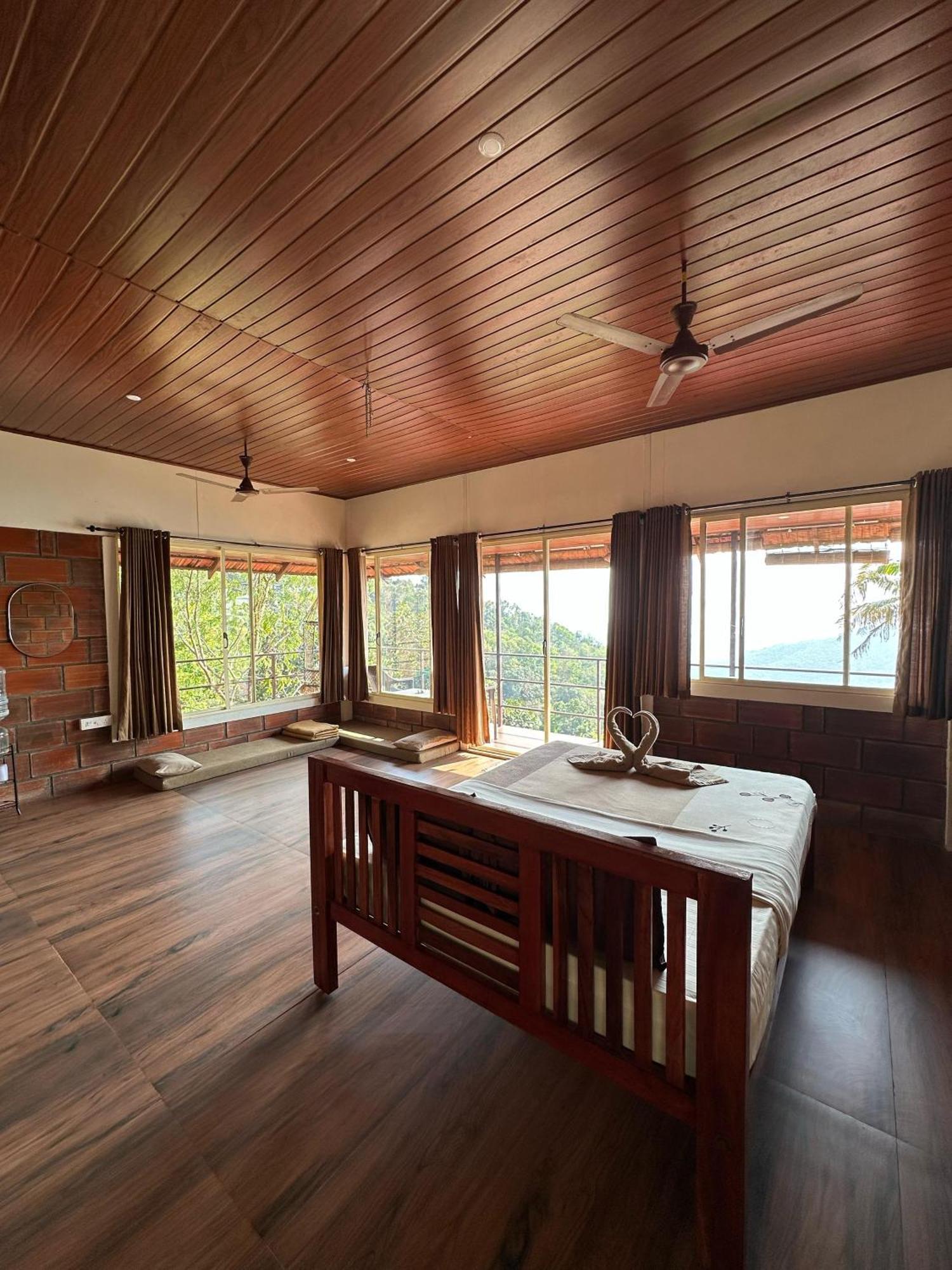 Sunset Valley Kerala Pool Resort - Serene Natural Forest Cottage Stay In Idukki With Sunrise & Sunset Panoramas, Natural Streams & Tranquil Summer Evenings Pirmed Exterior photo